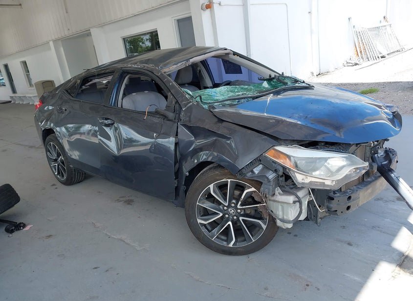 2015 Toyota Corolla 1.8L photo
