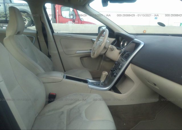 пригнать из сша 2012 VOLVO XC60 YV4952DL6C2238921