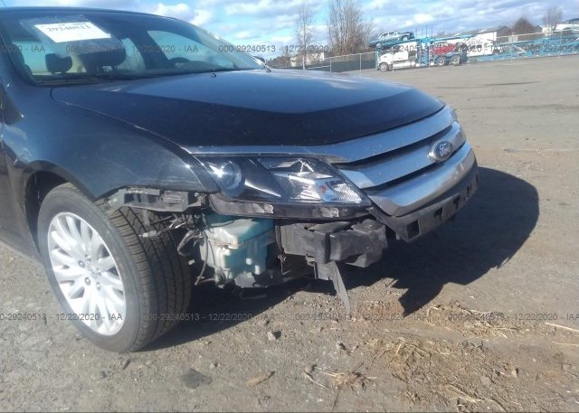 3FADP0L33BR158814 2011 FORD FUSION
