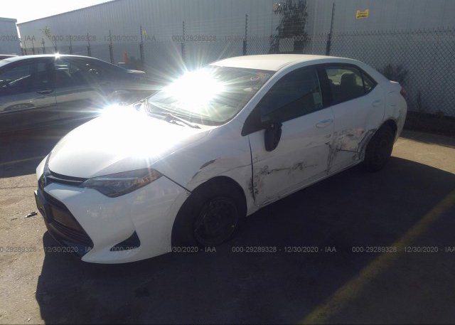 из сша 2017 TOYOTA COROLLA 5YFBURHE2HP719446