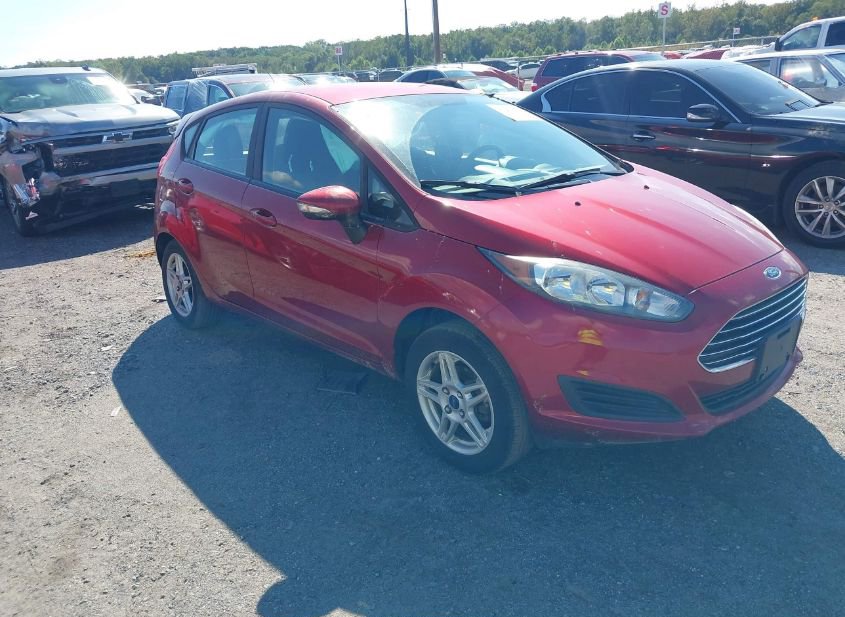 2017 FORD FIESTA SE photo