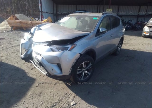 из сша 2018 TOYOTA RAV4 JTMWFREV6JD119635