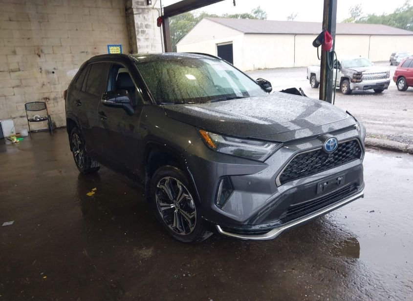 2024 TOYOTA RAV4 PRIME XSE photo