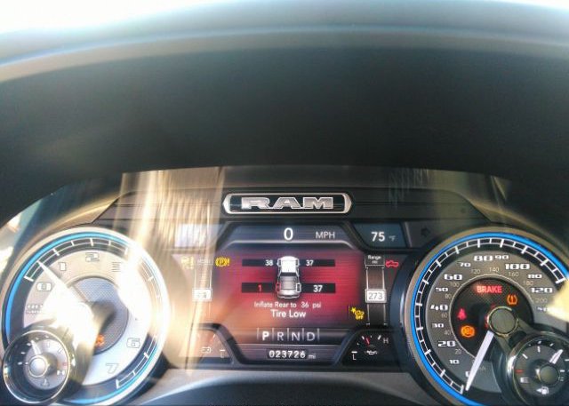2021 RAM 1500(VIN: 1C6RREHT7MN574166