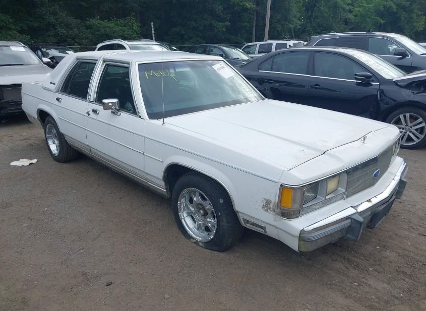 1991 FORD CROWN VICTORIA LX photo