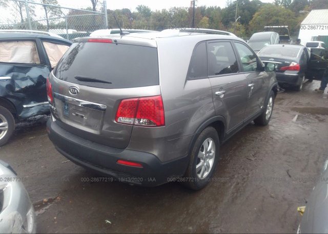 цена в сша 2013 KIA SORENTO 5XYKTDA61DG417900