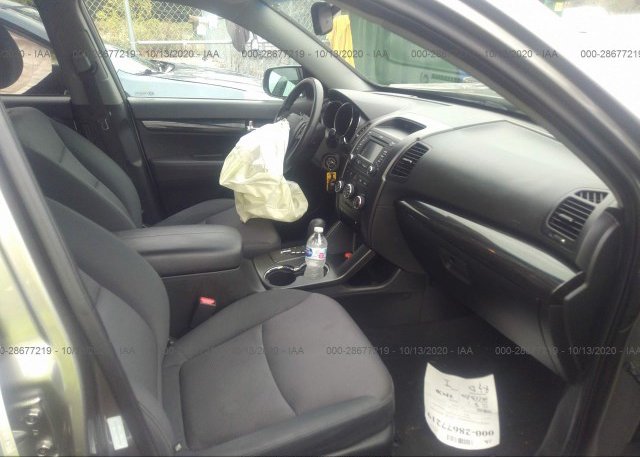 пригнать из сша 2013 KIA SORENTO 5XYKTDA61DG417900