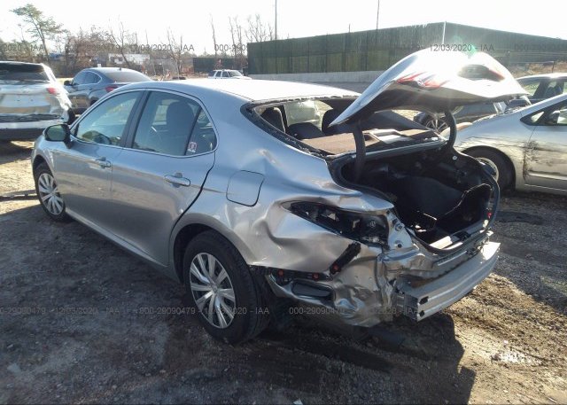 купить 2018 TOYOTA CAMRY 4T1B31HK0JU500953