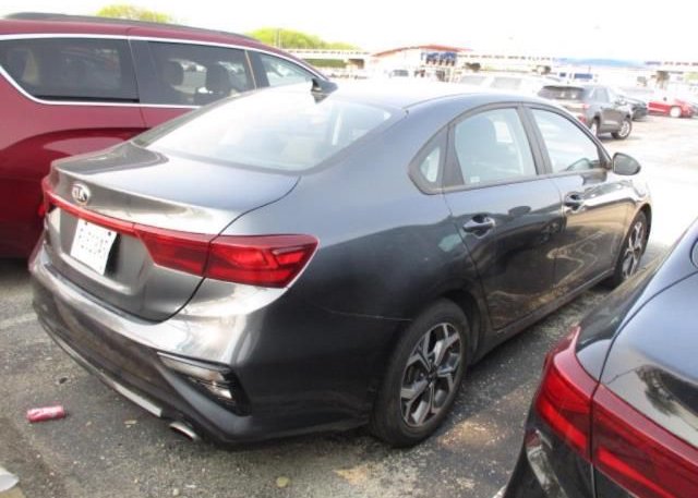 2021 KIA FORTE(VIN: 3KPF24AD2ME310564