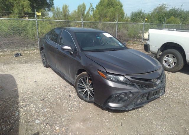 2021 TOYOTA CAMRY (VIN: 4T1G11AK7MU526203)