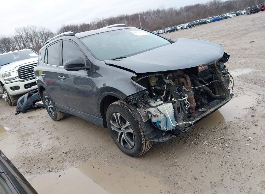 2016 TOYOTA RAV4 LE photo