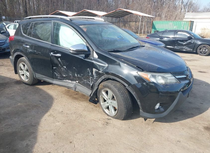 2015 TOYOTA RAV4 XLE photo