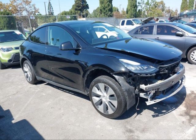 2021 TESLA MODEL Y LONG RANGE DUAL MOTOR ALL-WHEEL (VIN: 5YJYGDEE5MF099738)