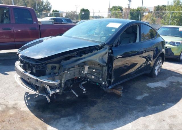 2021 TESLA MODEL Y LONG RANGE DUAL MOTOR ALL-WHEEL(VIN: 5YJYGDEE5MF099738