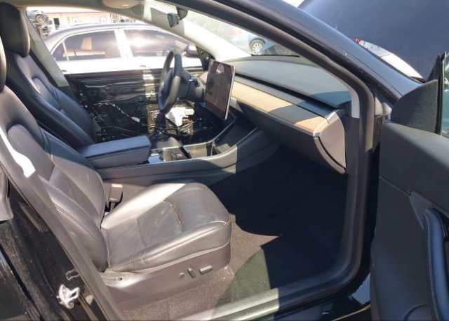 2021 TESLA MODEL Y LONG RANGE DUAL MOTOR ALL-WHEEL(VIN: 5YJYGDEE5MF099738