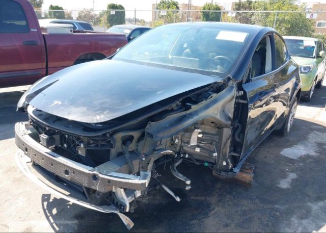 2021 TESLA MODEL Y LONG RANGE DUAL MOTOR ALL-WHEEL(VIN: 5YJYGDEE5MF099738