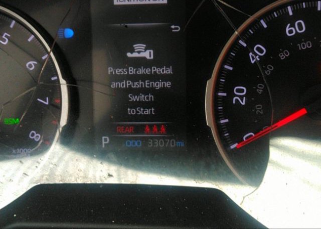 2021 TOYOTA RAV4(VIN: 2T3C1RFV3MW119017