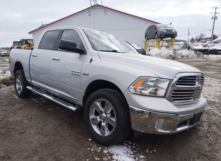 2015 Ram 1500 5.7L photo