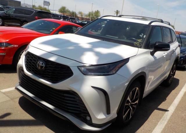 2021 TOYOTA HIGHLANDER (VIN: 5TDLZRBH8MS125325)