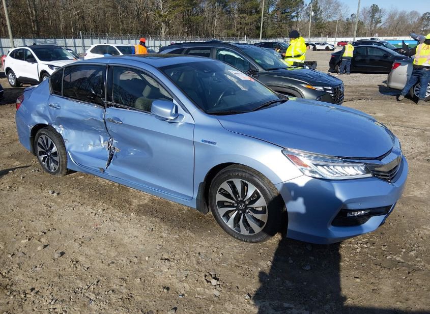 2017 Honda Accord Hybrid 2.0L photo