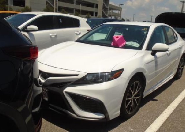 2021 TOYOTA CAMRY (VIN: 4T1G11AKXMU588839)