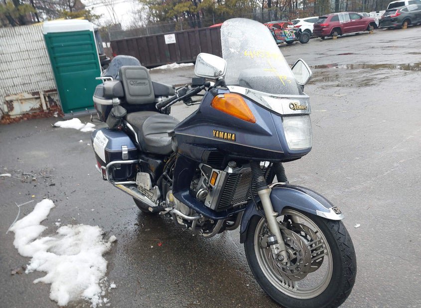 1993 Yamaha Xvz13 4 photo