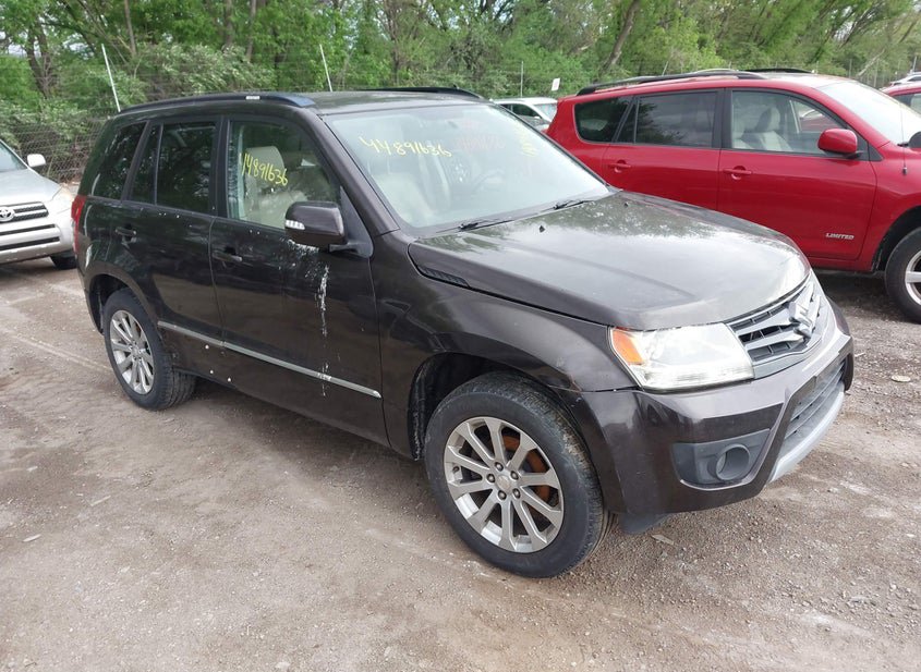 2013 Suzuki Grand Vitara 2.4L photo
