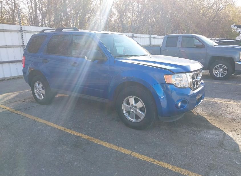 2012 FORD ESCAPE XLT photo