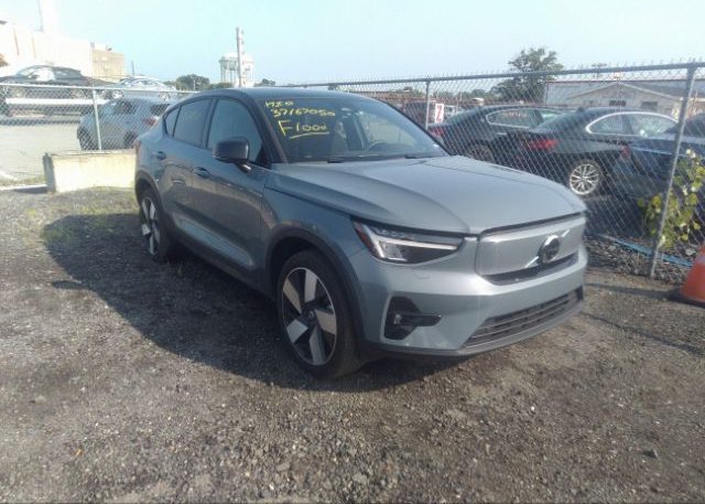2022 VOLVO C40 RECHARGE PURE (VIN: YV4ED3GB2N2007978)