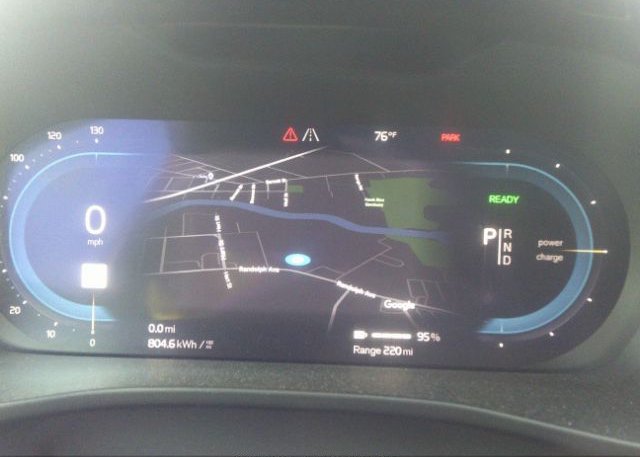 2022 VOLVO C40 RECHARGE PURE(VIN: YV4ED3GB2N2007978