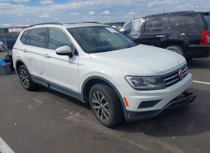 2020 VOLKSWAGEN TIGUAN 2.0T SE/2.0T SE R-LINE BLACK/2.0T SEL photo