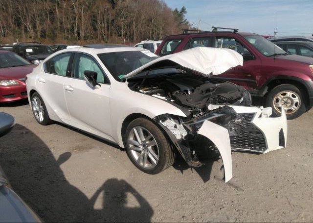 2021 LEXUS IS (VIN: JTHC81F20M5047556)