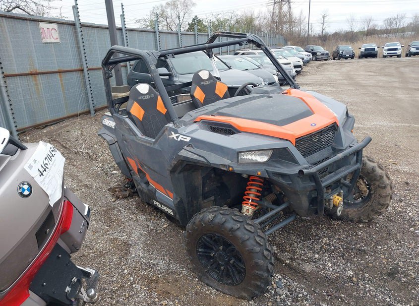 2020 Polaris General 2 photo