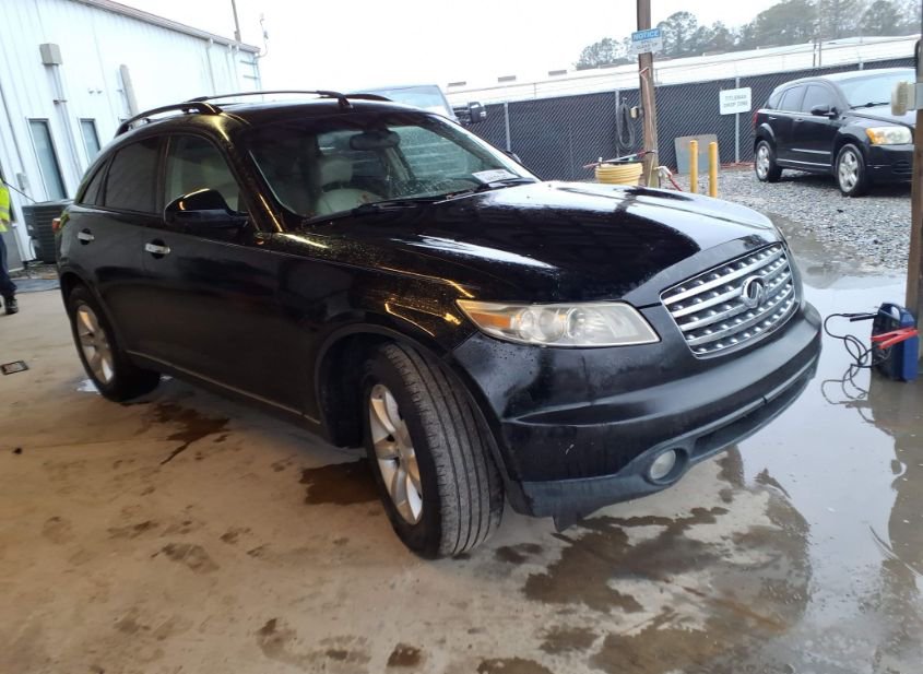2005 INFINITI FX35 photo
