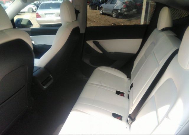 2021 TESLA MODEL Y(VIN: 5YJYGDEEXMF075984