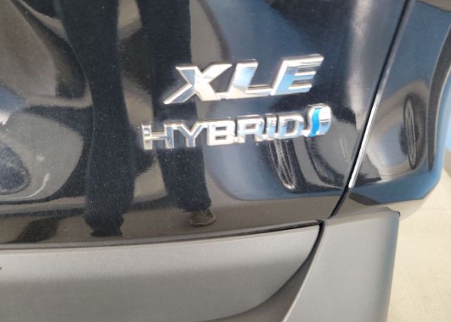 2021 TOYOTA RAV4(VIN: 4T3B6RFVXMU032034