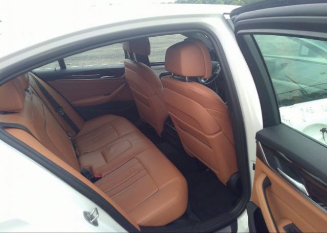 2018 BMW 5 SERIES VIN: WBAJE7C58JG892025