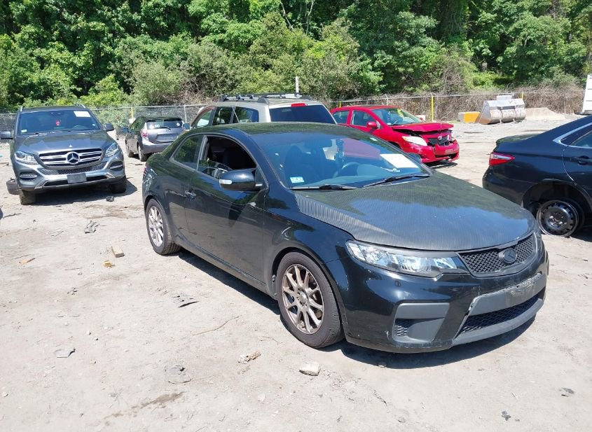 2010 KIA FORTE KOUP EX photo