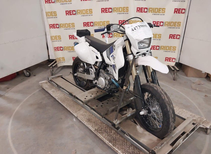 2022 Suzuki Dr-Z400 1 photo