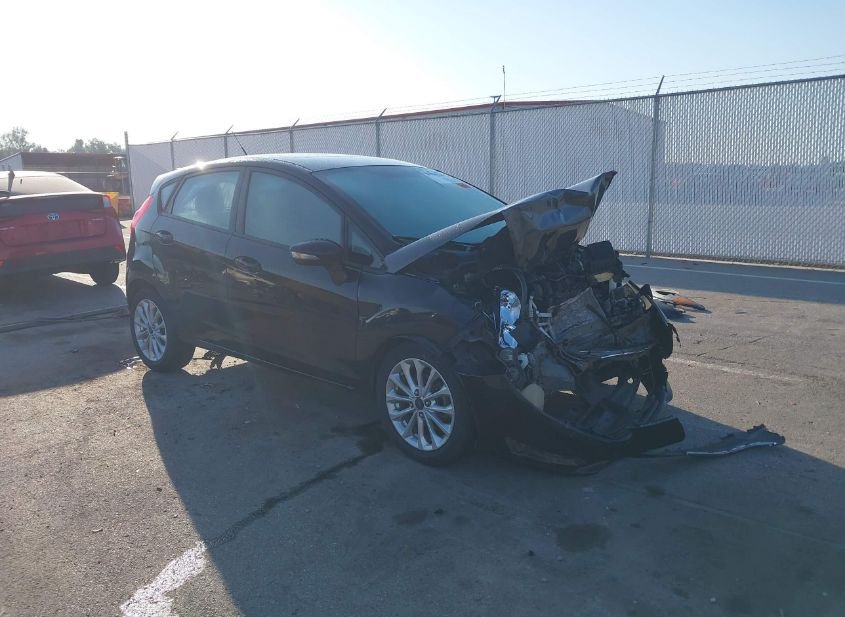 2014 FORD FIESTA SE photo