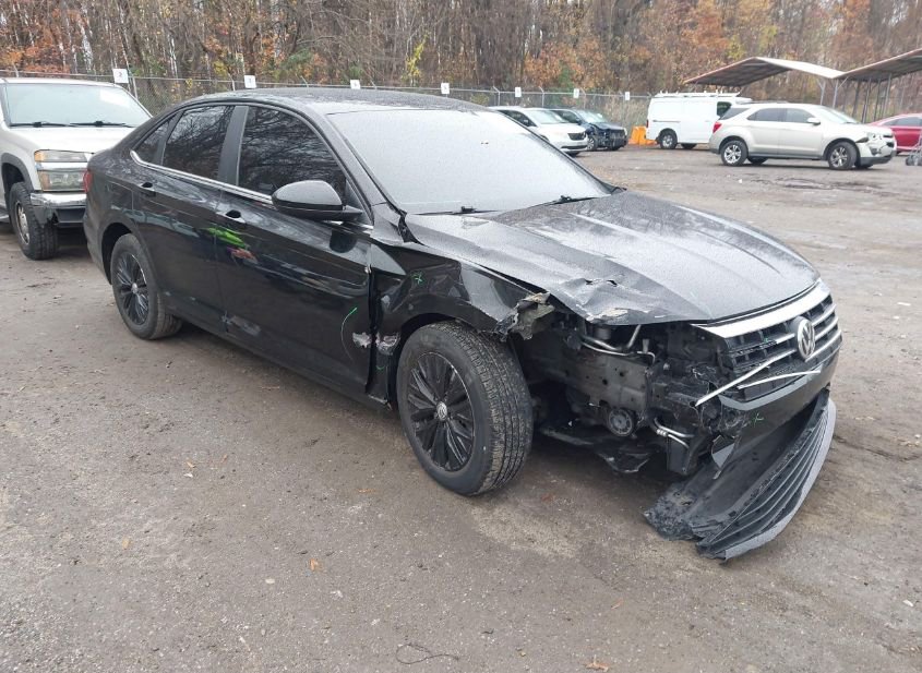 2019 VOLKSWAGEN JETTA 1.4T R-LINE/1.4T S/1.4T SE photo