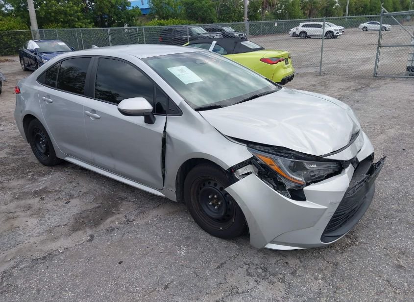 2023 TOYOTA COROLLA LE photo