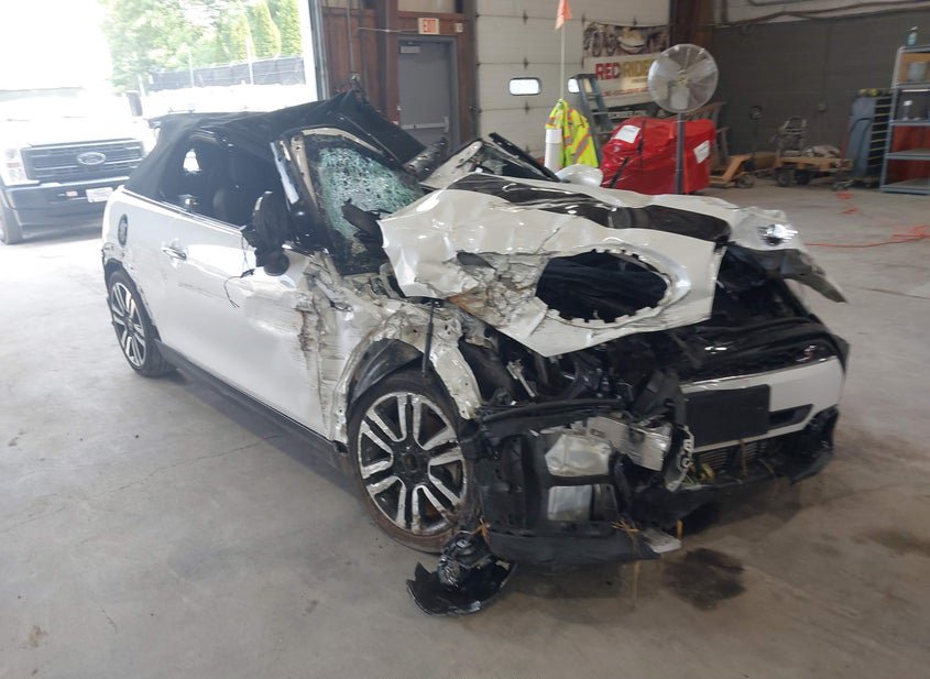 2023 Mini Convertible 2.0L (VIN: WMW43DL05P3R13693)