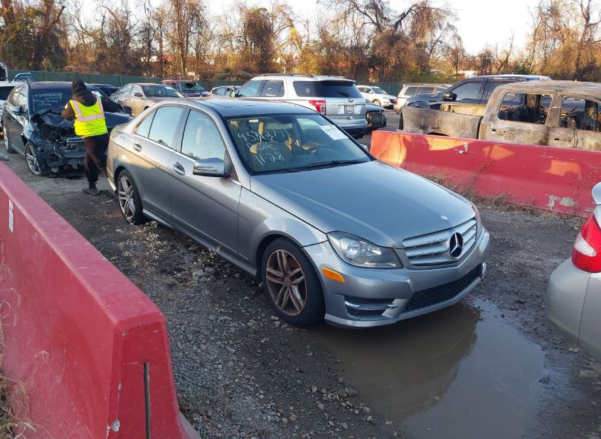 2013 MERCEDES-BENZ C 300 SPORT 4MATIC photo