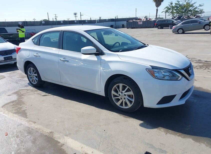 2018 Nissan Sentra 1.8L photo