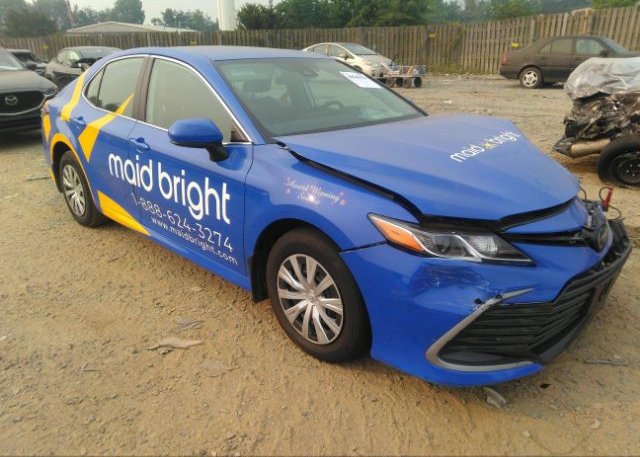 2021 TOYOTA CAMRY (VIN: 4T1C31AK7MU553104)