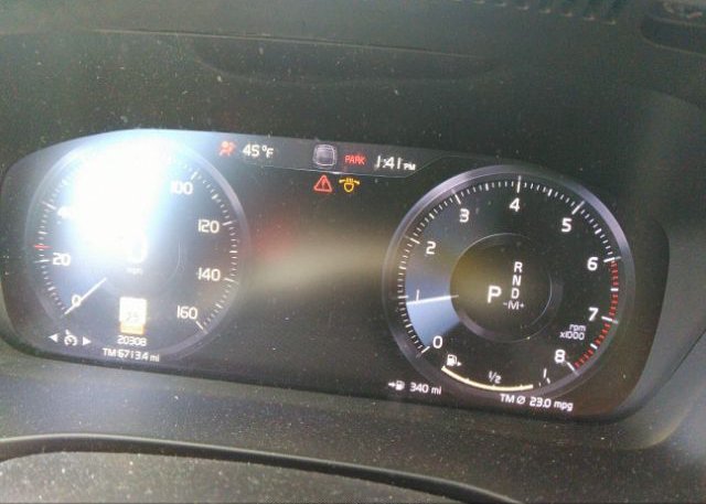 2021 VOLVO XC40(VIN: YV4162UK0M2561574