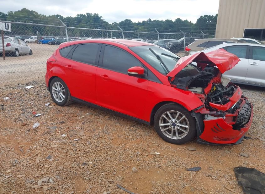 2015 FORD FOCUS SE photo