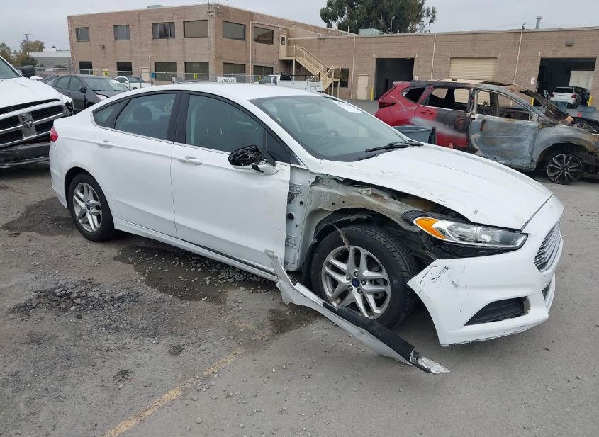 2015 FORD FUSION SE photo