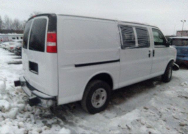 2019 CHEVROLET EXPRESS CARGO VAN VIN: 1GCWGAFG9K1343998